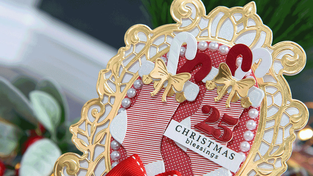 Layered Dimensional Die Cutting. Episode #3 - Shaped Christmas Card
